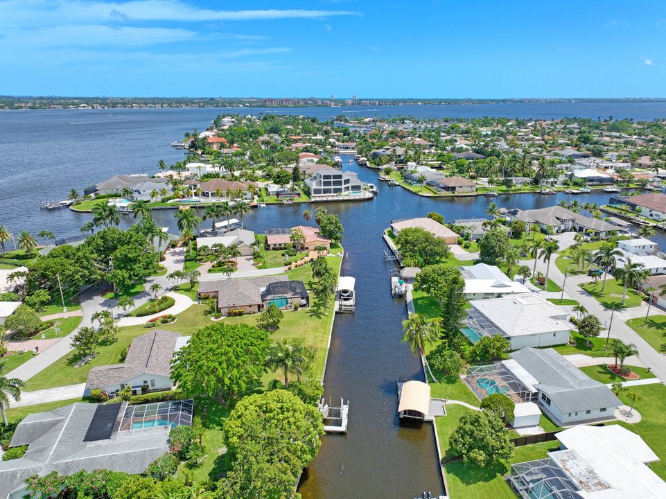 5337 Mikado Ct, Cape Coral, FL 33904