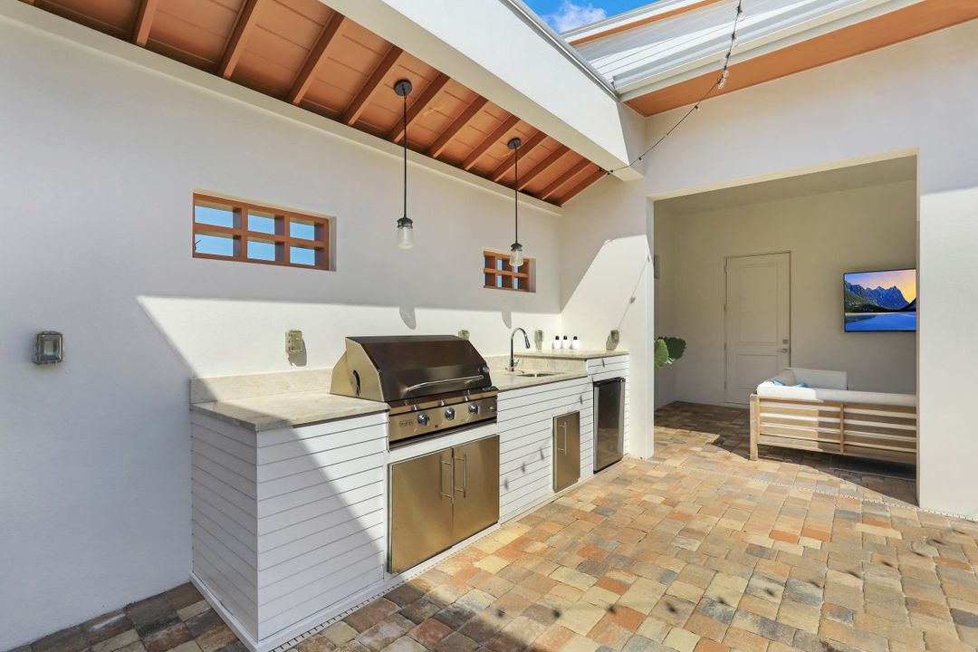 255 Columbus Way, Marco Island, FL 34145