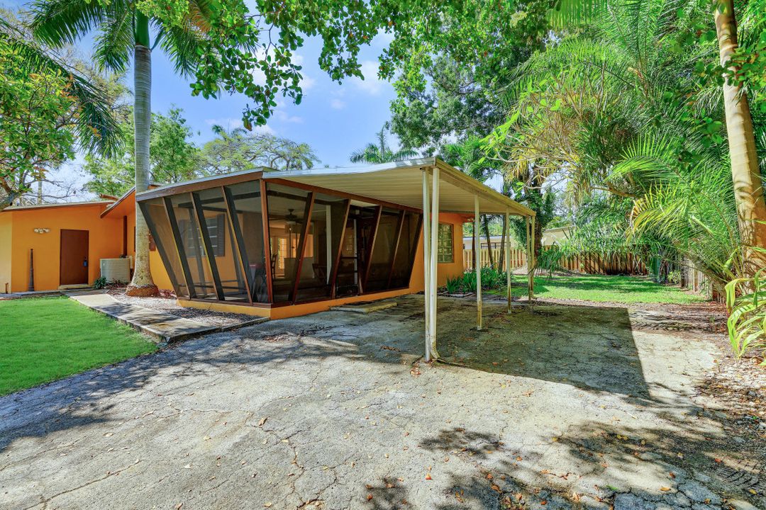 2702 McGregor Blvd, Fort Myers, FL 33901