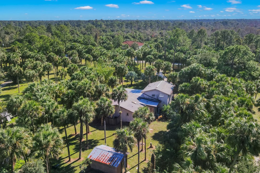 431 12th Ave NW, Naples, FL 34120