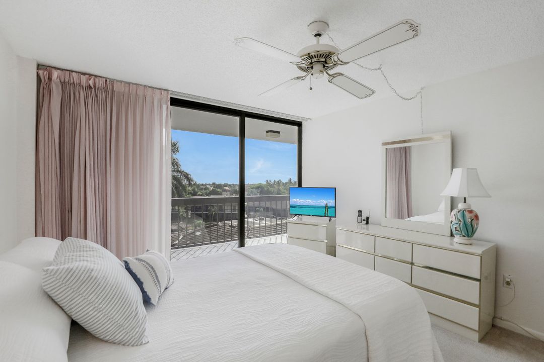 651 Seaview Ct #B-508, Marco Island, FL 34145