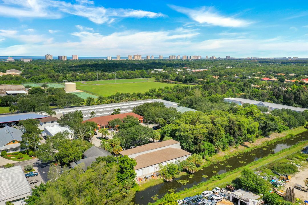 5430 Jaeger Rd, Naples, FL 34109