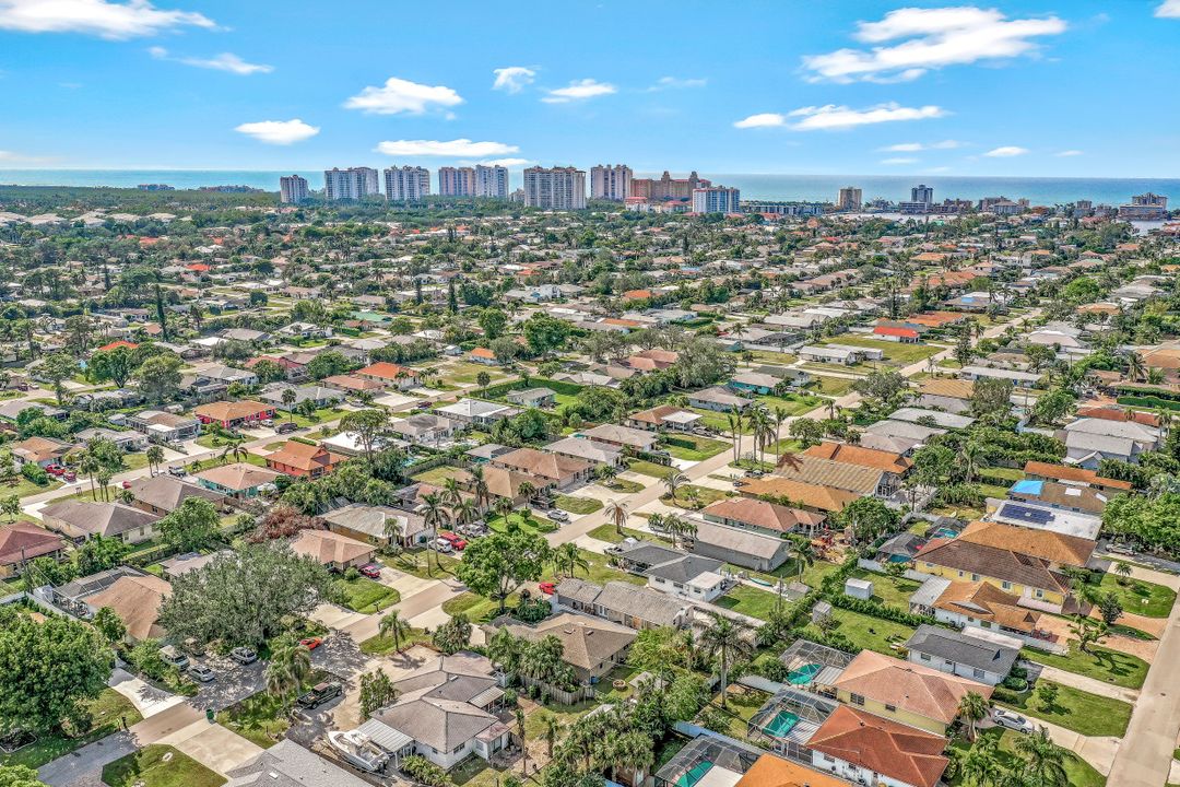 749 97th Ave N, Naples, FL 34108