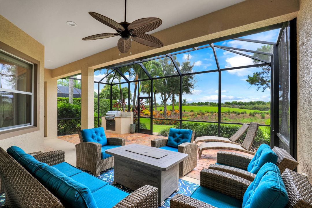 9765 Nickel Ridge Cir, Naples, FL 34120