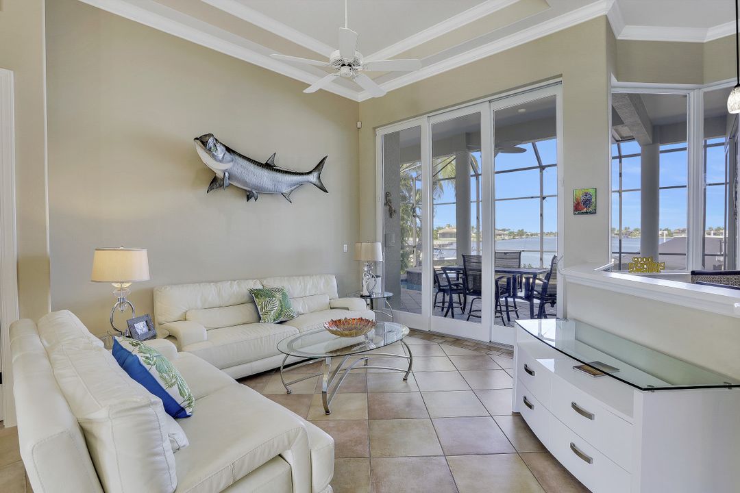 1056 Fieldstone Dr, Marco Island, FL 34145