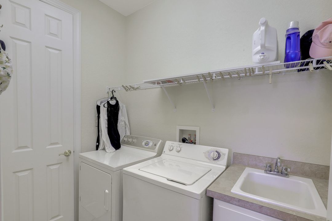 19440 Caladesi Dr, Fort Myers, FL 33967