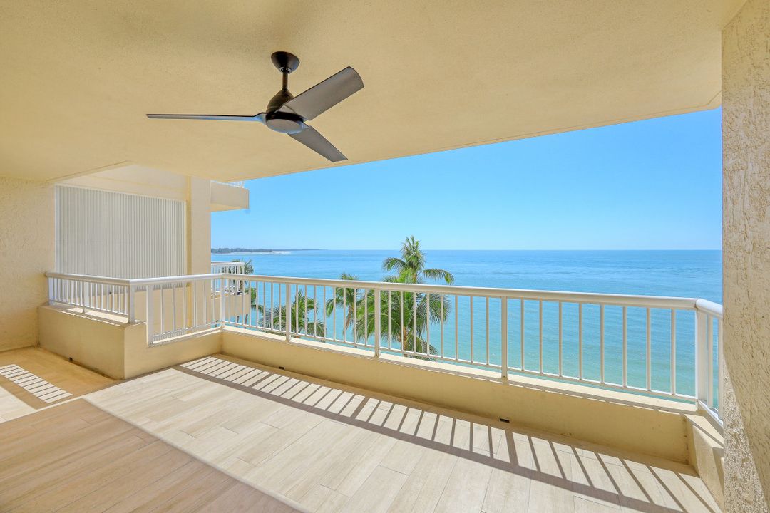 990 Cape Marco Dr #507, Marco Island, FL 34145