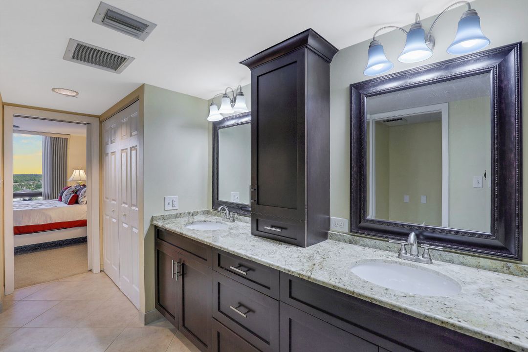 4751 Gulf Shore Blvd N #804, Naples, FL 34103