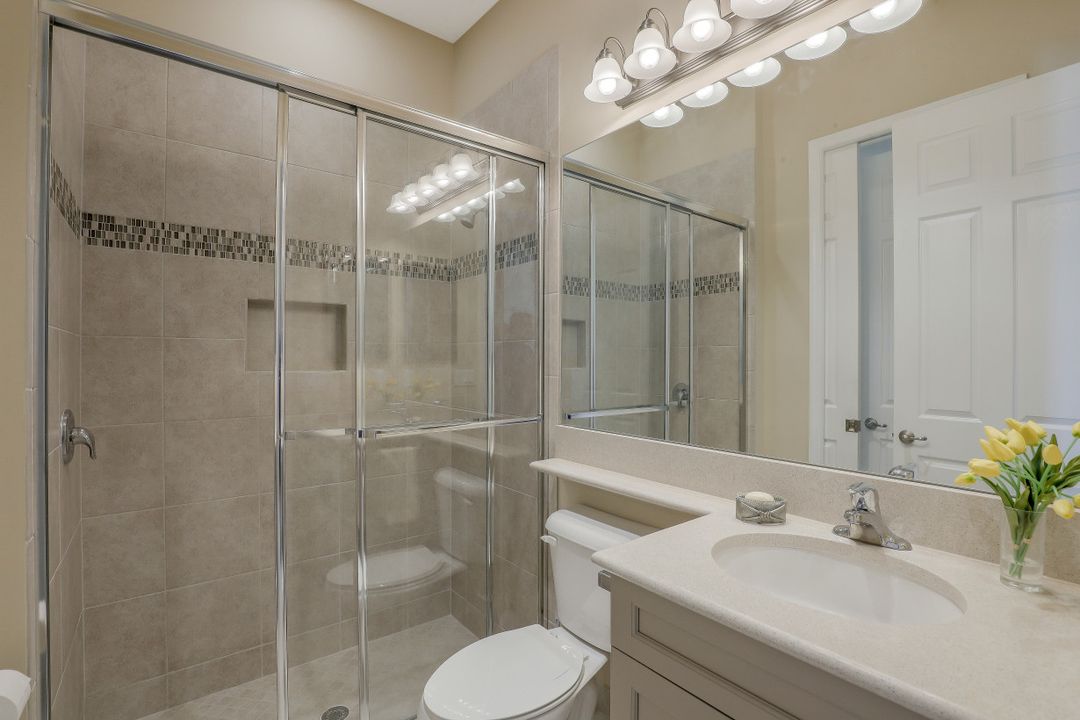 4477 Caldera Cir, Naples, FL 34119