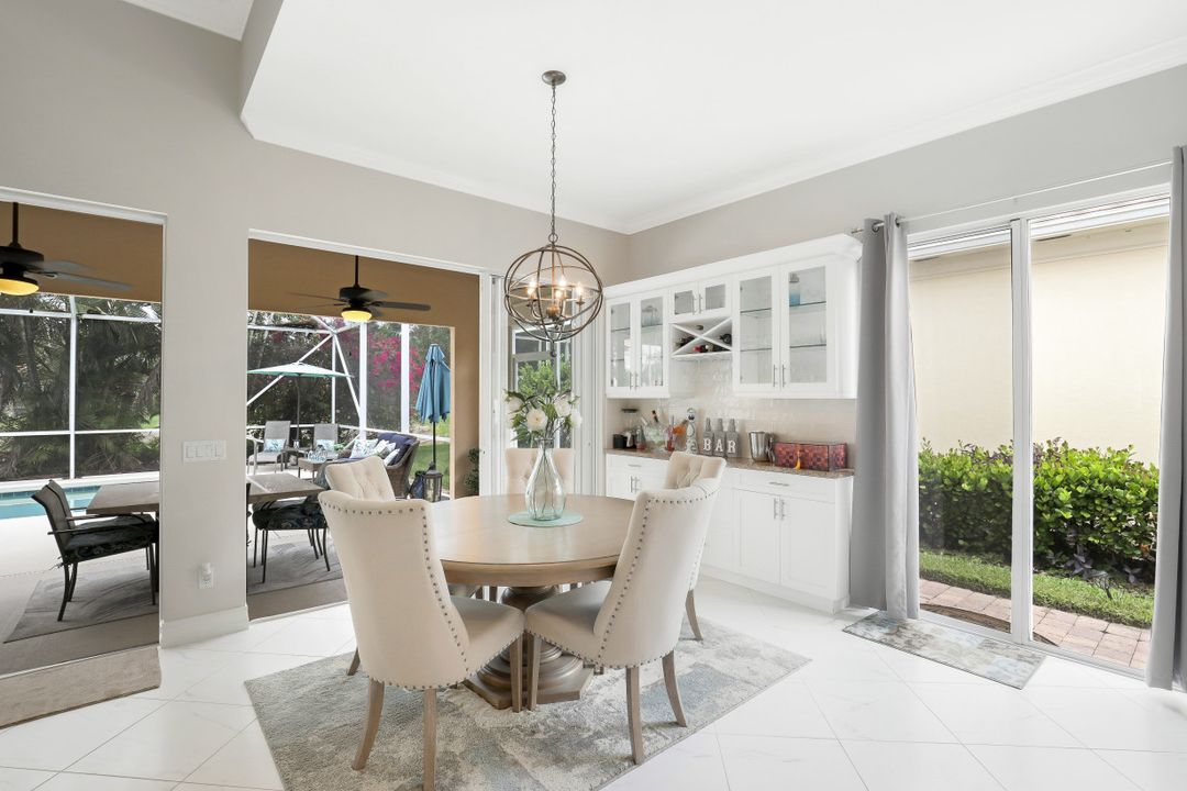 3004 Ellice Way, Naples, FL 34119