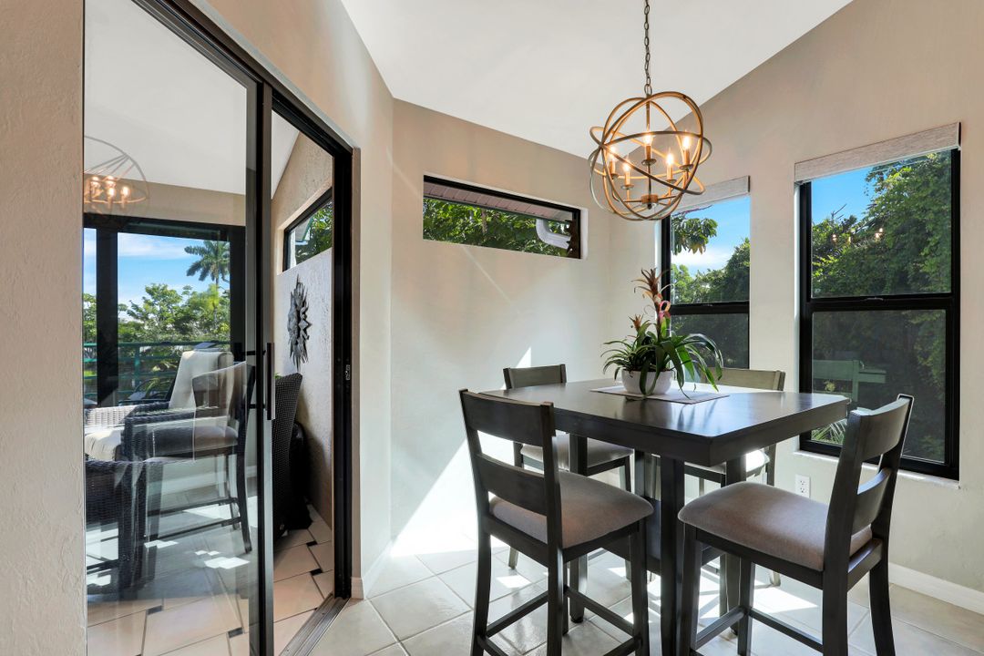 2278 Anchorage Ln #D, Naples, FL 34104