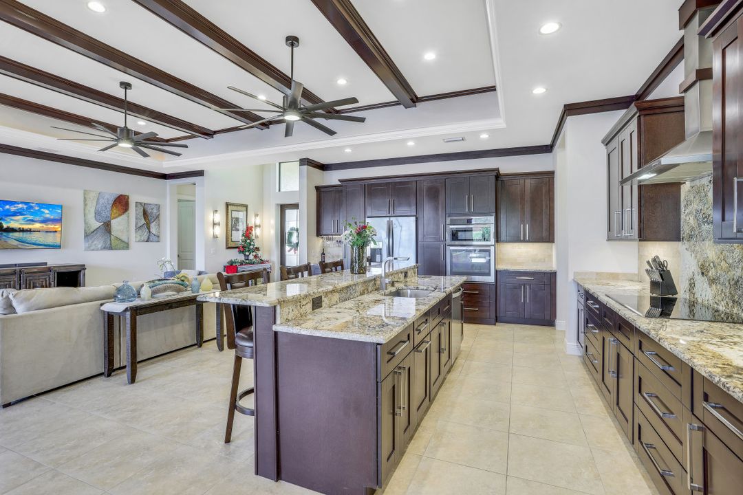 128 NW 39th Ave, Cape Coral, FL 33993