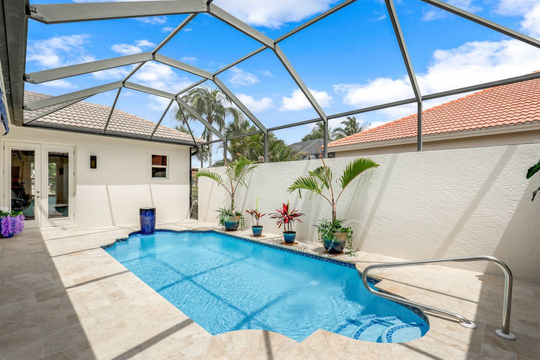 8902 Dartmoor Way, Fort Myers, FL 33908