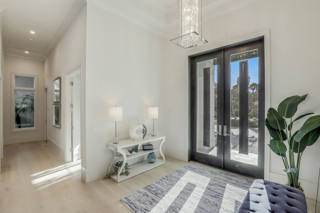 3862 Woodlake Dr, Bonita Springs, FL 34134