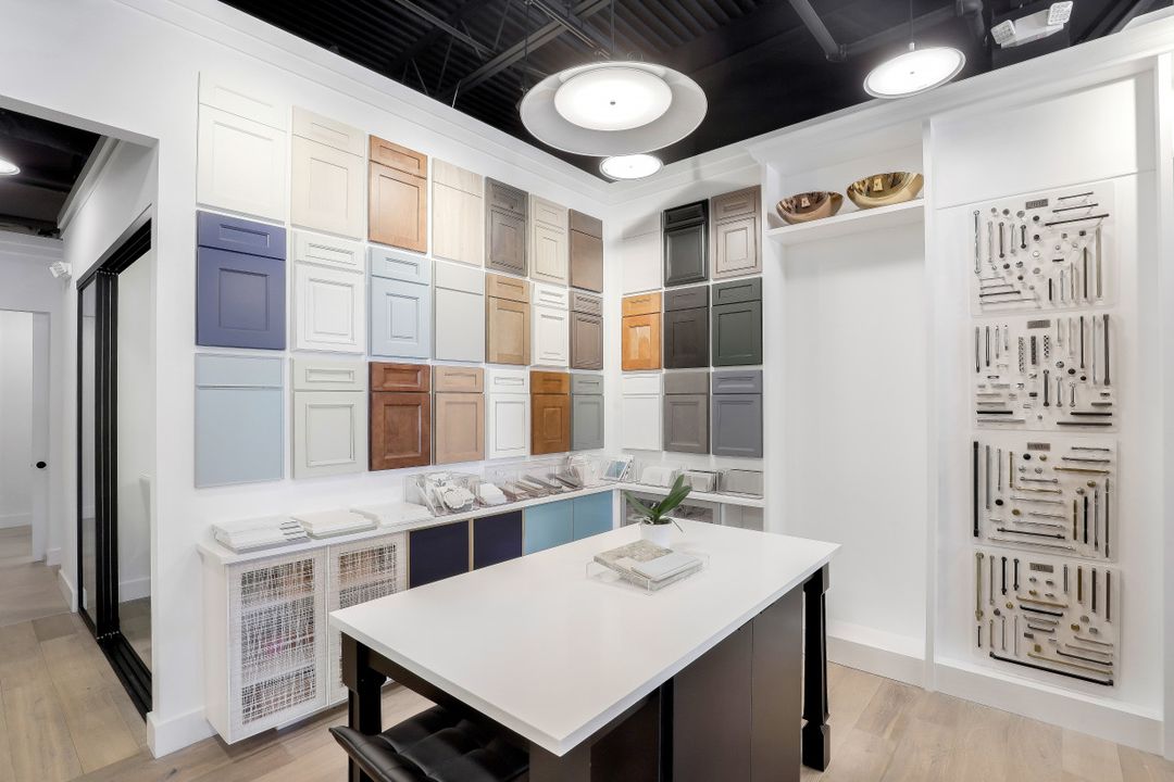 123 S Barfield Dr, Marco Island, FL 34145