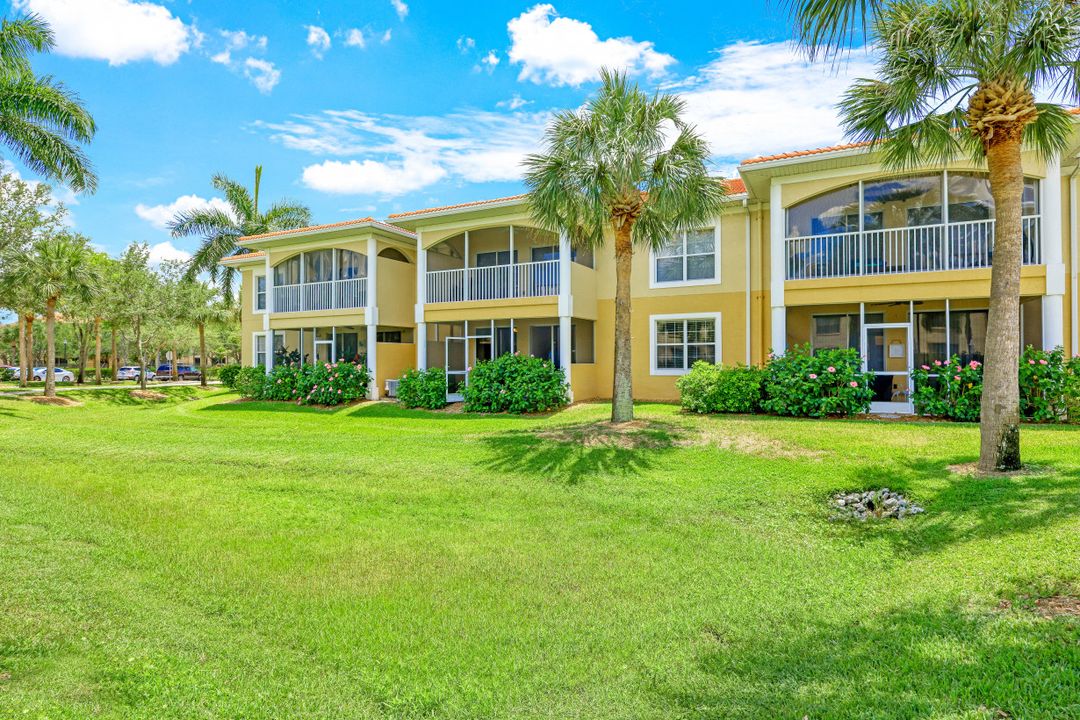 12515 McGregor Blvd #109, Fort Myers, FL 33919