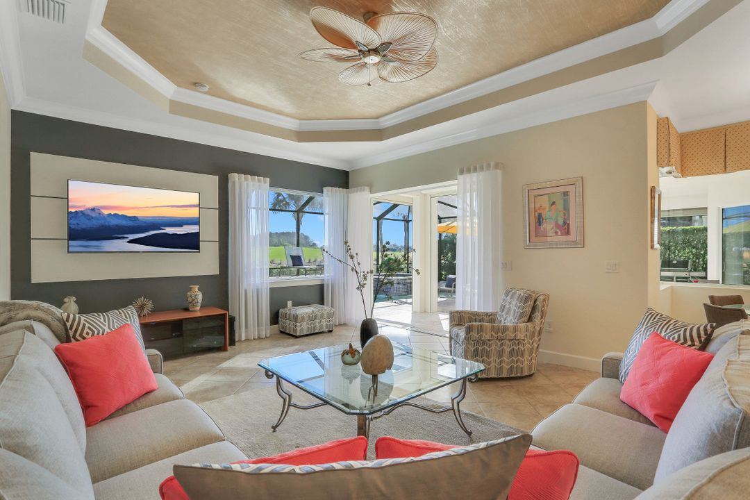 9755 Nickel Ridge Cir, Naples, FL 34120