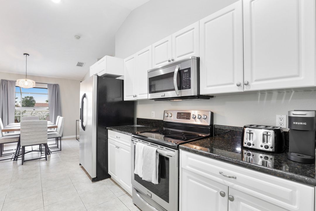 1156 NW Juanita Pl, Cape Coral, FL 33993