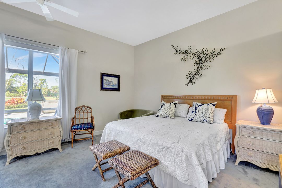 242 Edgemere Way E, Naples, FL 34105