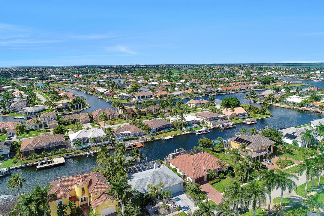 44 Algonquin Ct, Marco Island, FL 34145