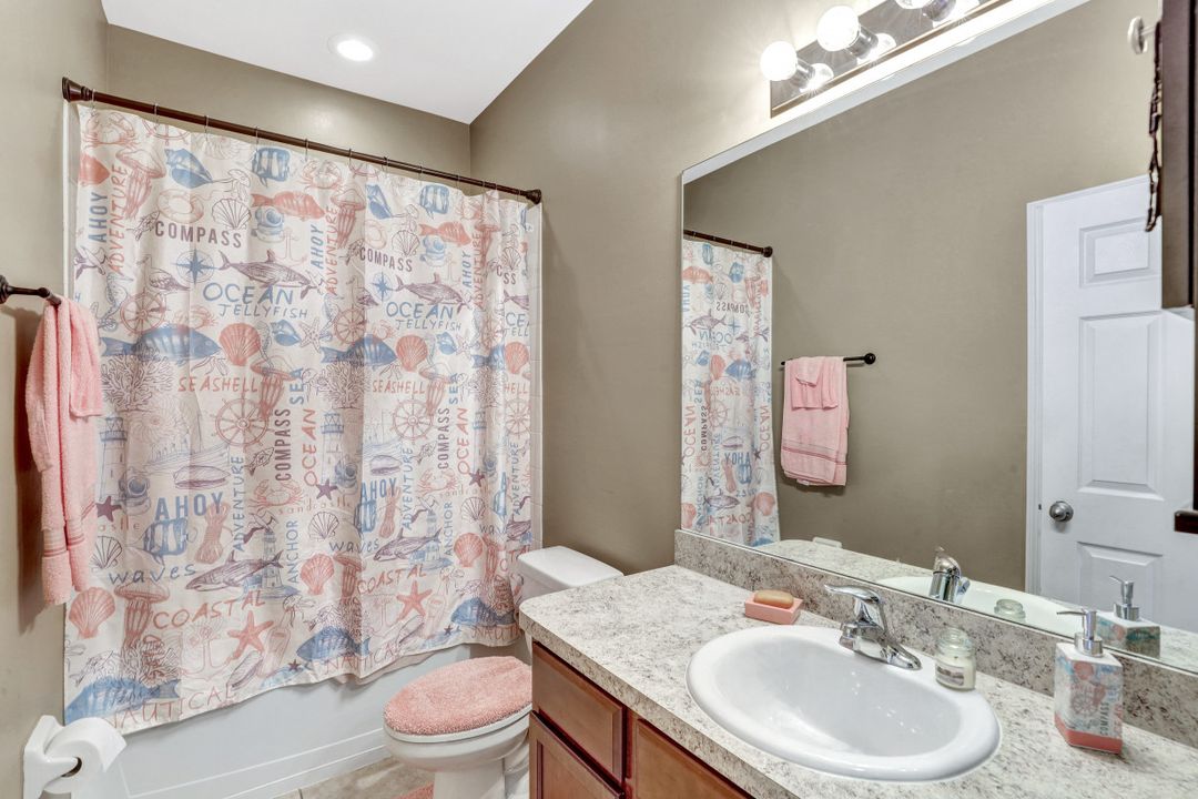 3216 SW 11th Ave, Cape Coral, FL 33914