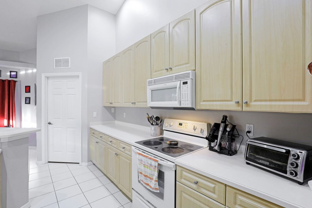 5350 Park Rd #3, Fort Myers, FL 33908