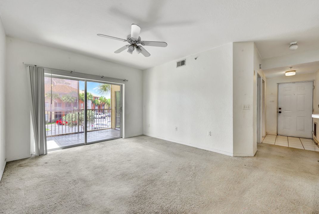 6400 Aragon Way #206, Fort Myers, FL 33966