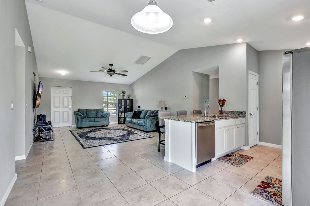 2837 NW 24th Ave, Cape Coral, FL 33993