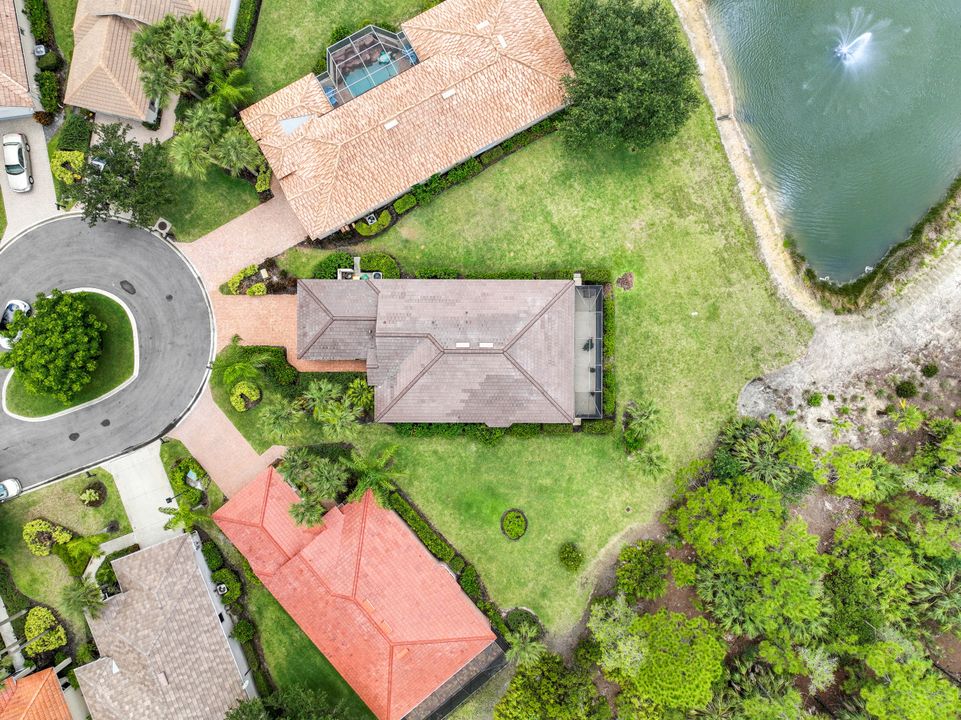 6082 Highwood Park Ct, Naples, FL 34110