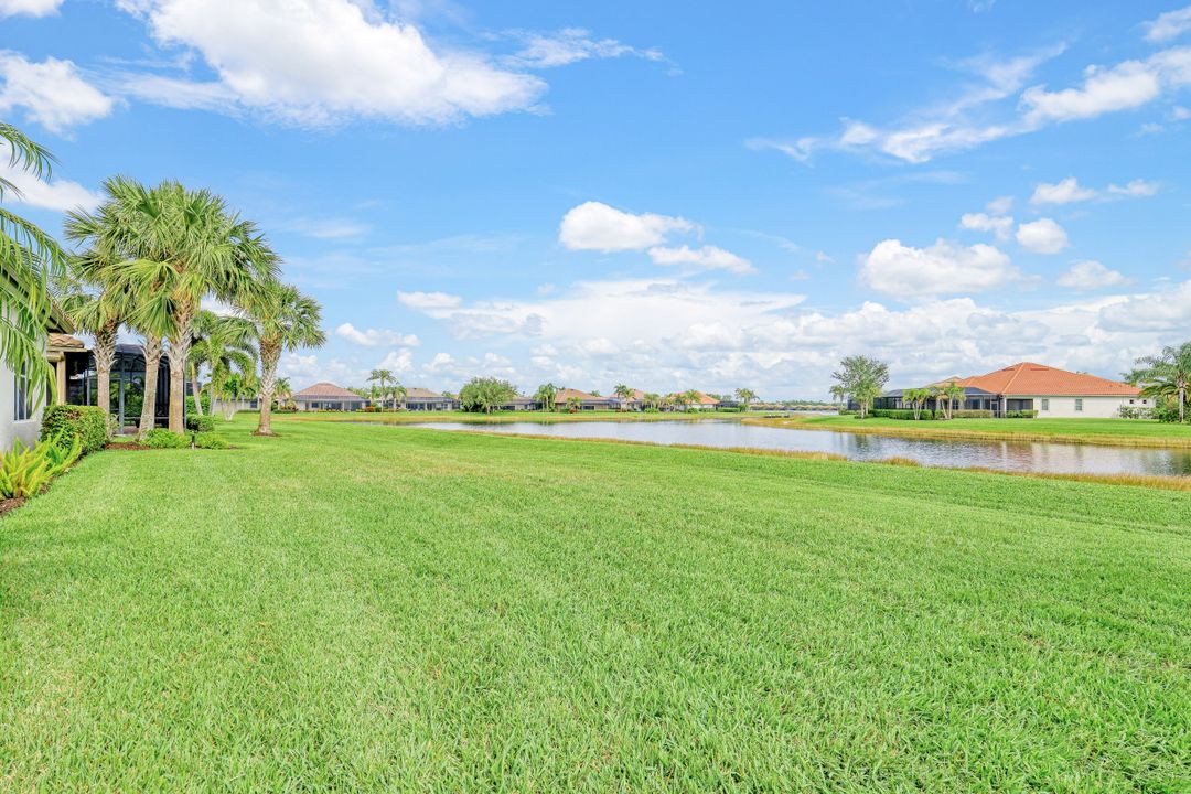 9364 Marble Stone Dr, Naples, FL 34120