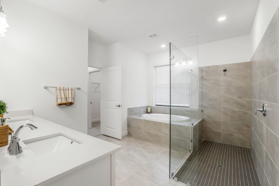 18315 Ridgeline Dr, Estero, FL 33928