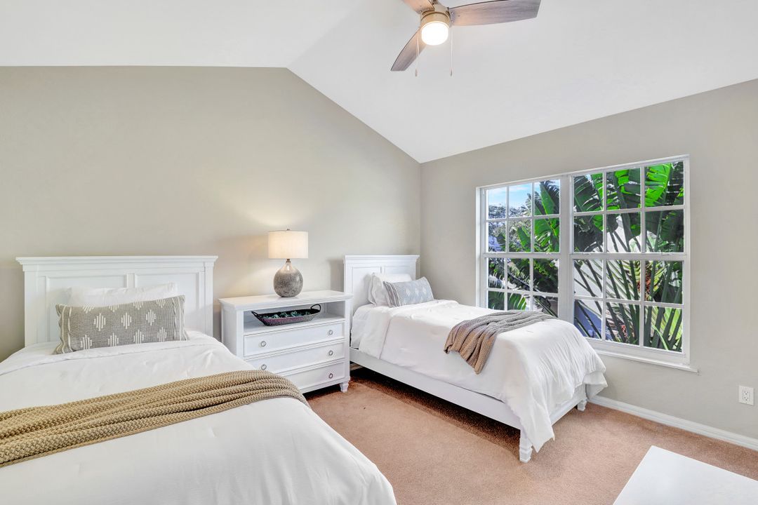 253 Via Perignon, Naples, FL 34119