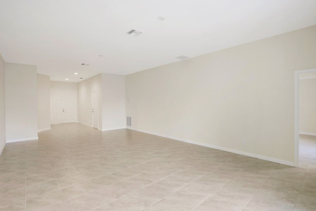 1638 Paddock St, Port St. Lucie, FL 34987