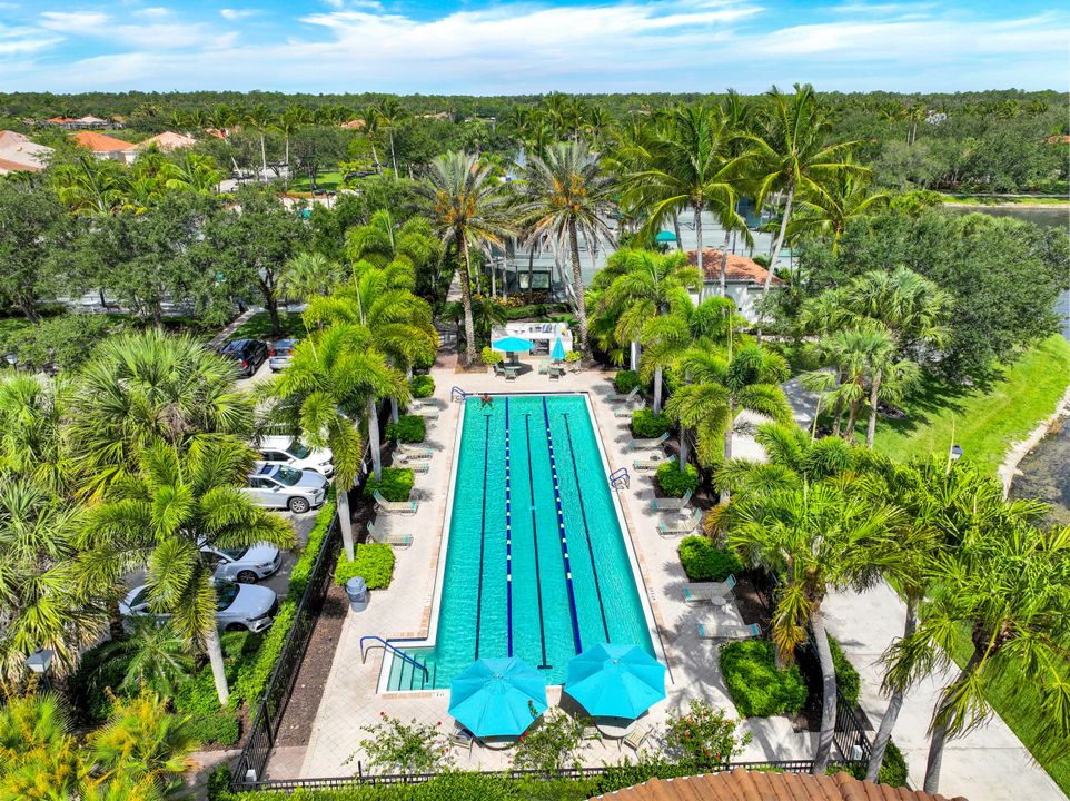 4420 Prescott Ln, Naples, FL 34119