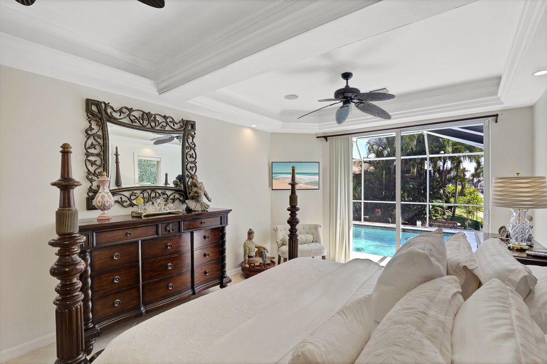 389 Colonial Ave, Marco Island, FL 34145