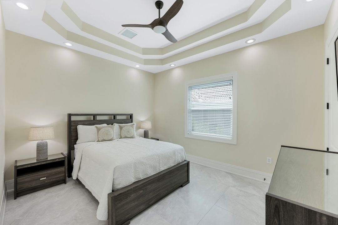 5332 Malibu Ct, Cape Coral, FL 33904