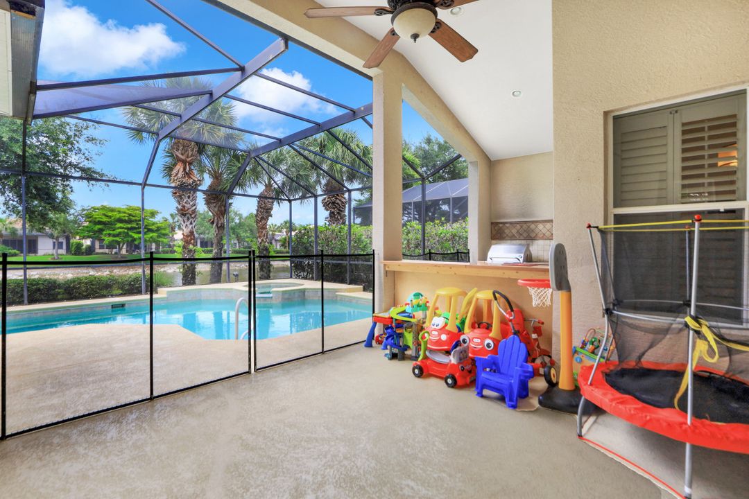 12836 Brynwood Way, Naples, FL 34105