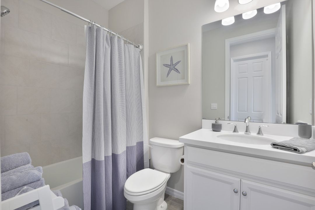 1077 Tranquil Brk Dr, Naples, FL 34114