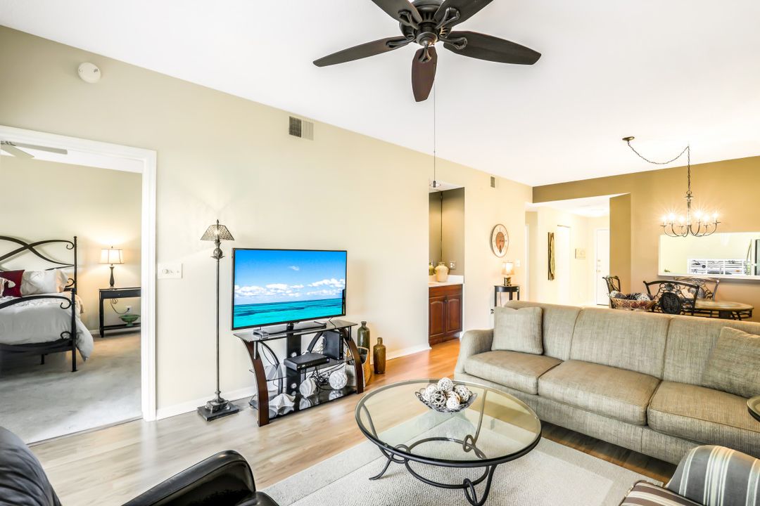 565 Augusta Blvd  #2-4, Naples, FL 34113