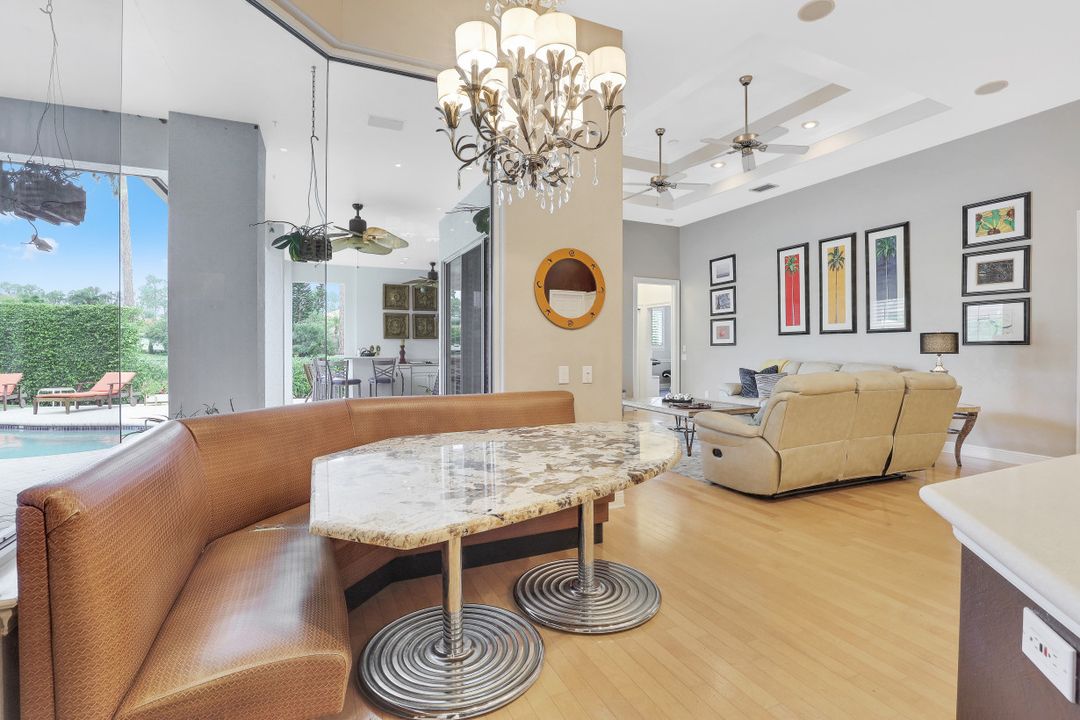 9925 Clear Lake Cir, Naples, FL 34109