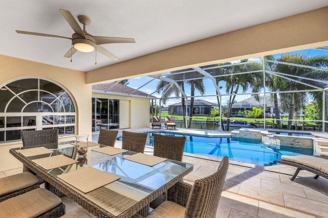 2100 SW 28th Ln, Cape Coral, FL 33914