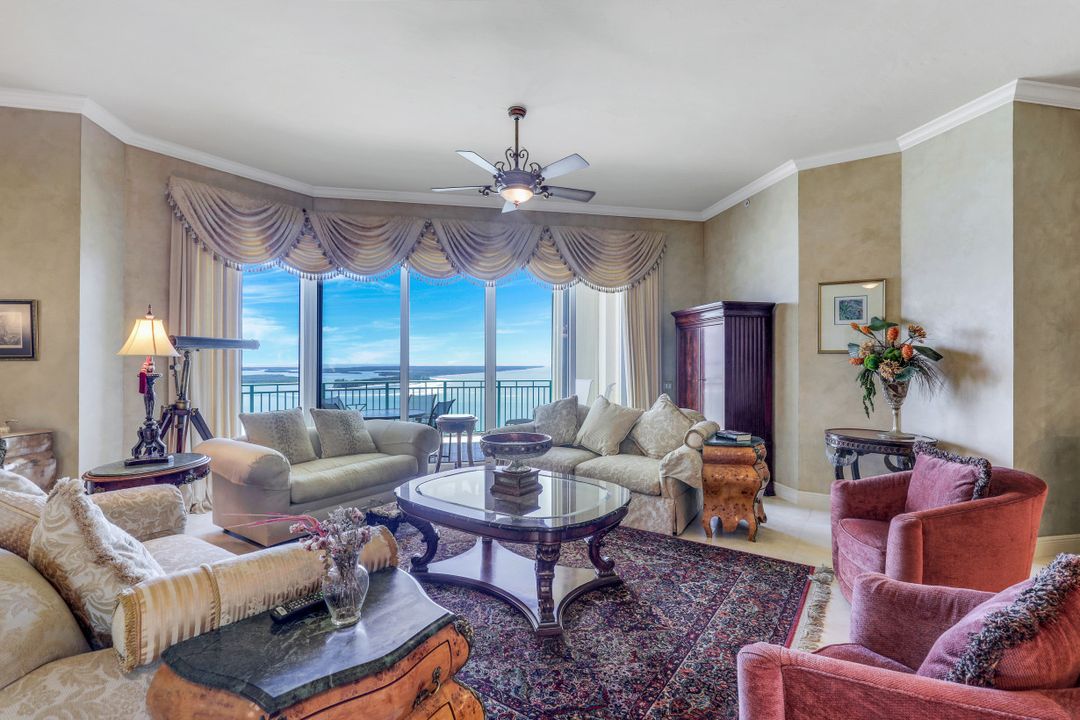 970 Cape Marco Dr #2403, Marco Island, FL 34145