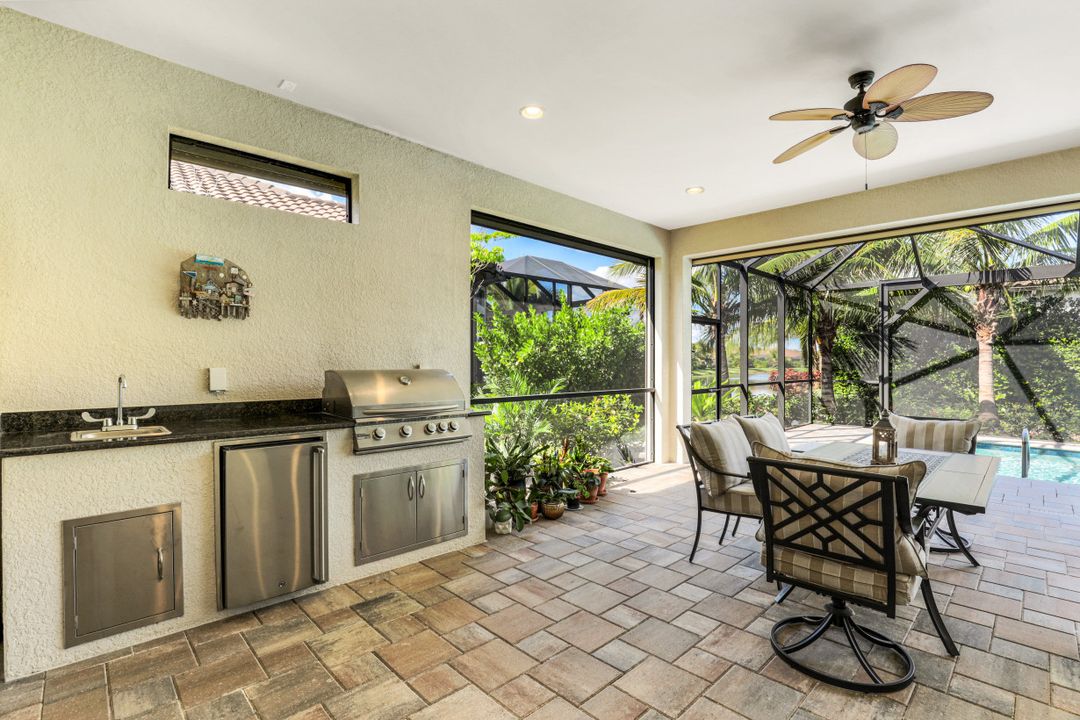 3227 Quilcene Ln, Naples, FL 34114