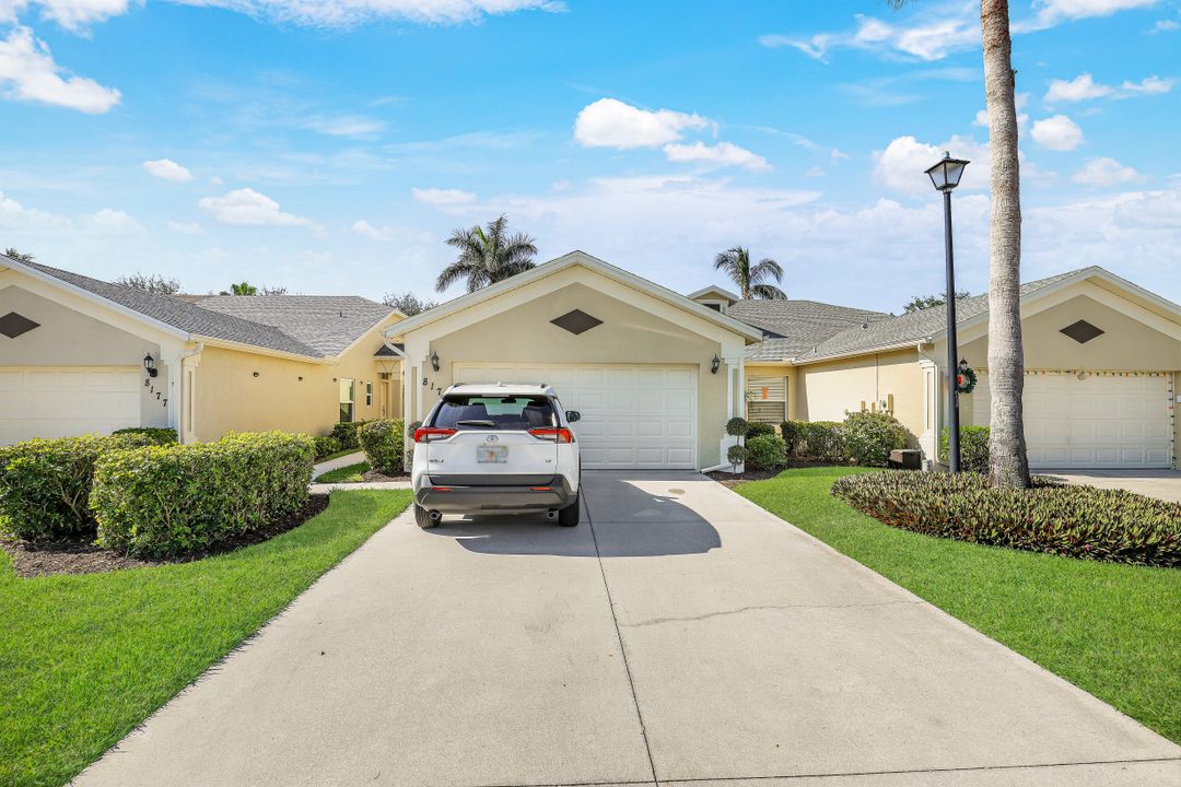 8173 Tauren Ct, Naples, FL 34119