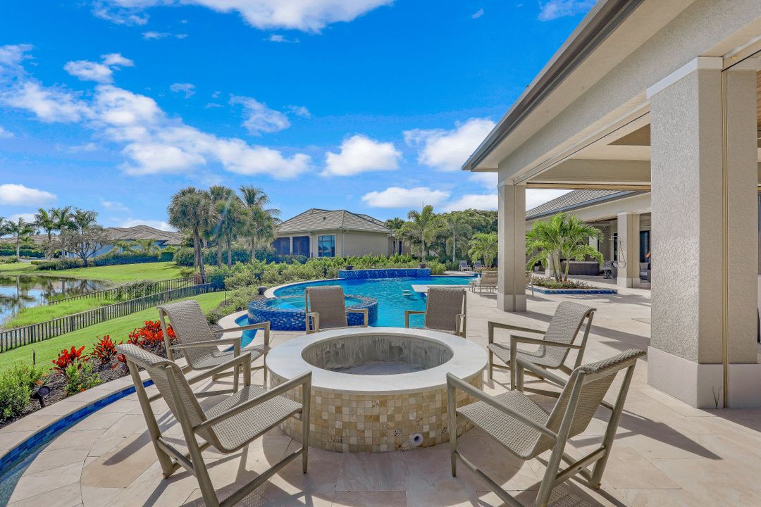 5937 Sunnyslope Dr, Naples, FL 34119