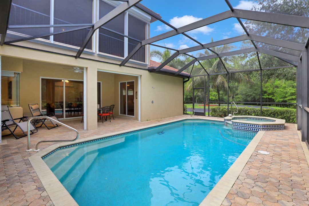 11390 Salix Ct, Fort Myers, FL 33966