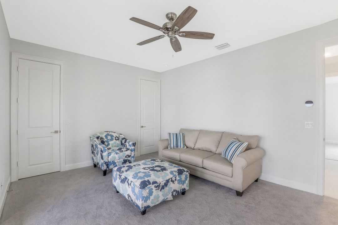 782 Saturn Ct, Marco Island, FL 34145