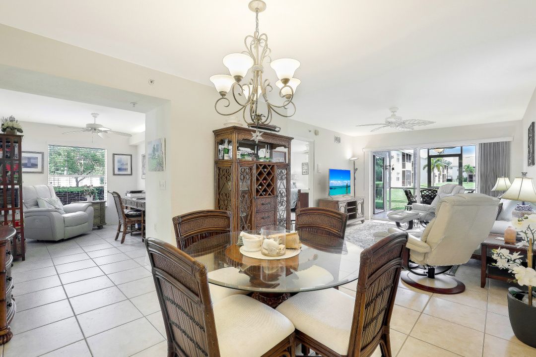 4910 Cougar Ct N #1-101, Naples, FL 34109