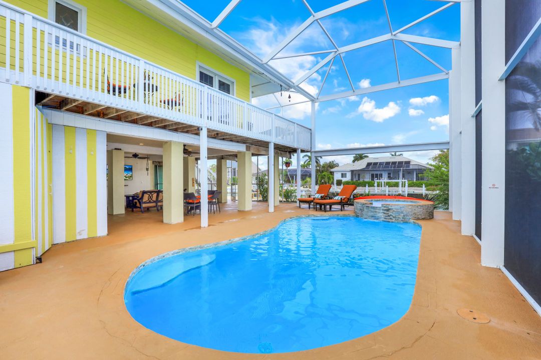 1660 Winterberry Dr, Marco Island, FL 34145