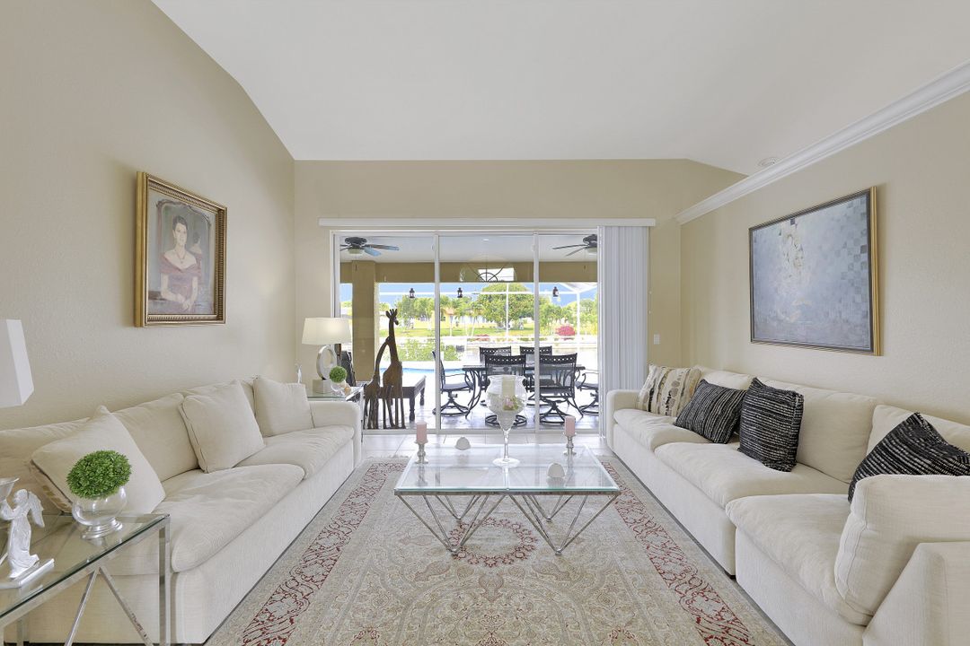 1429 SE 17th St, Cape Coral, FL 33990